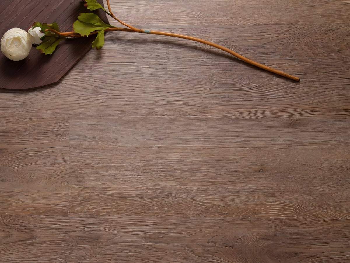 Ligne d'extrusion à grande vitesse pour revêtements de sol LVT