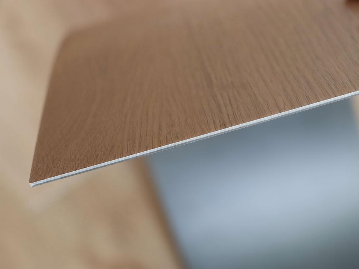 Ligne d'extrusion de revêtements de sol LVT double couche