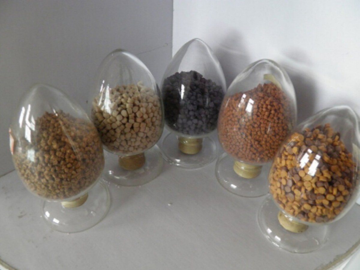 Ligne de granulation à double vis parallèle WPC (PP/PE+Bois)